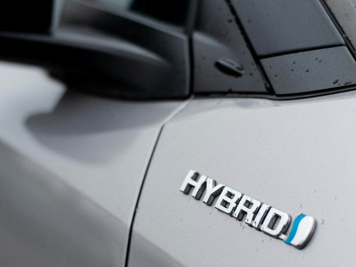 Véhicule hybride Toyota — réparation batterie haute tension en Essonne 91